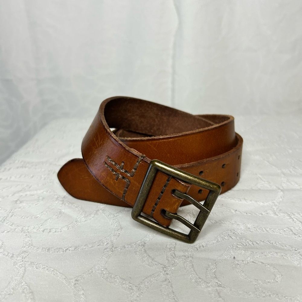 FRYE Men's Brown Genuine Leather Belt. Size 42.